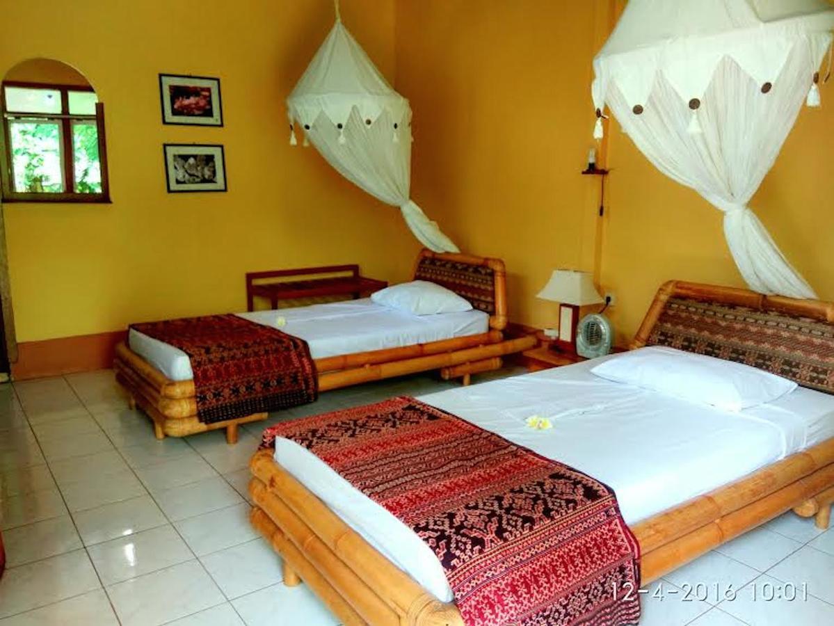 Sea World Club Beach Resort & Dive Center Maumere Extérieur photo