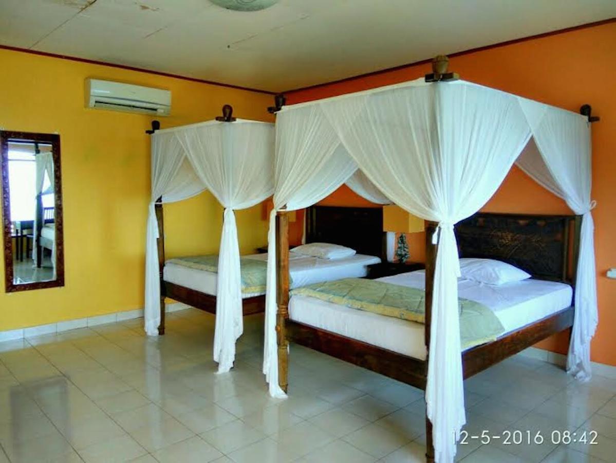 Sea World Club Beach Resort & Dive Center Maumere Extérieur photo