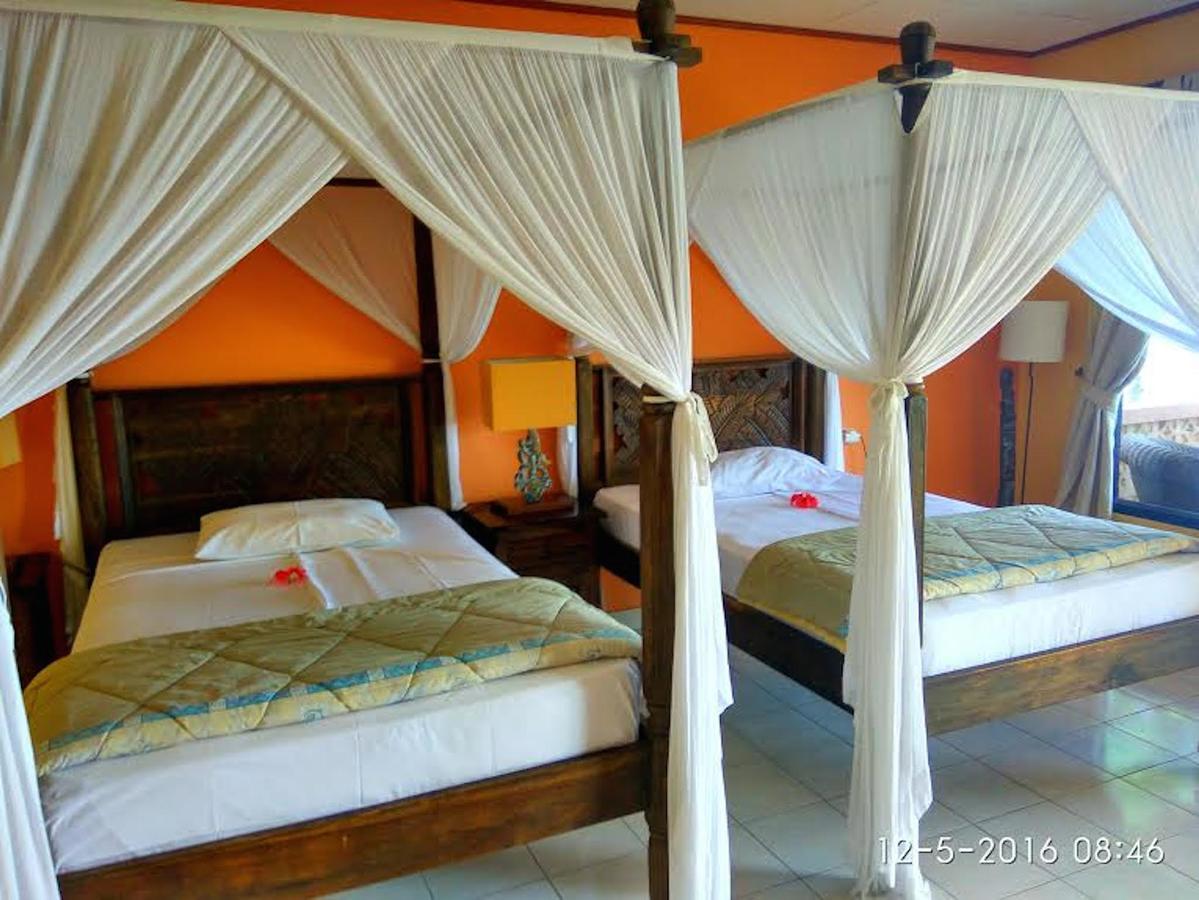 Sea World Club Beach Resort & Dive Center Maumere Extérieur photo