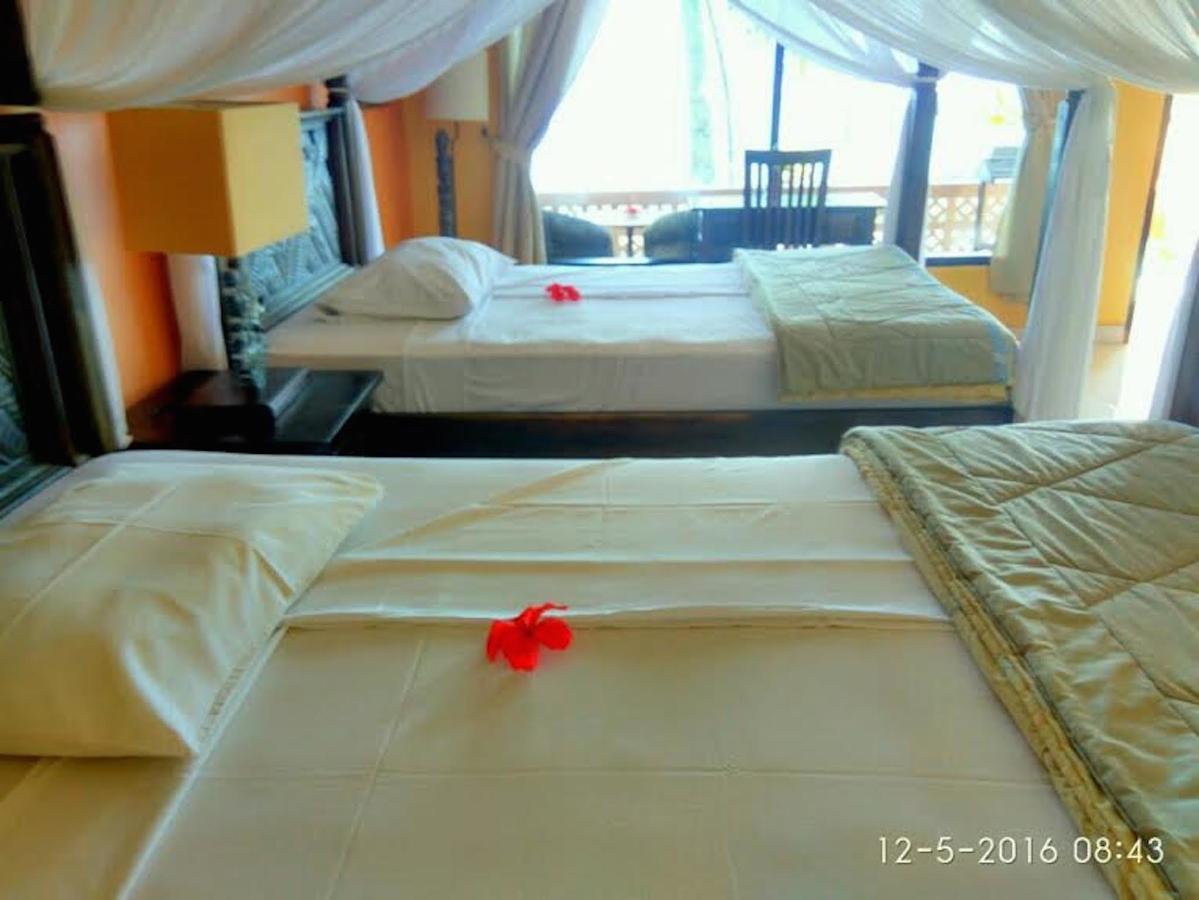 Sea World Club Beach Resort & Dive Center Maumere Extérieur photo